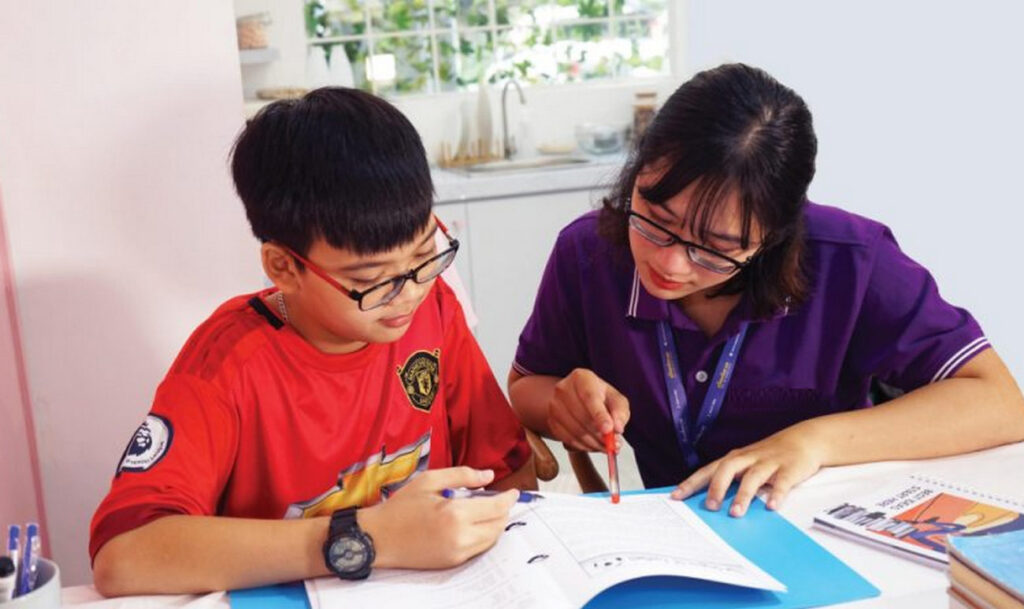 Trở thành gia sư cho các em nhỏ
Nguồn: Internet