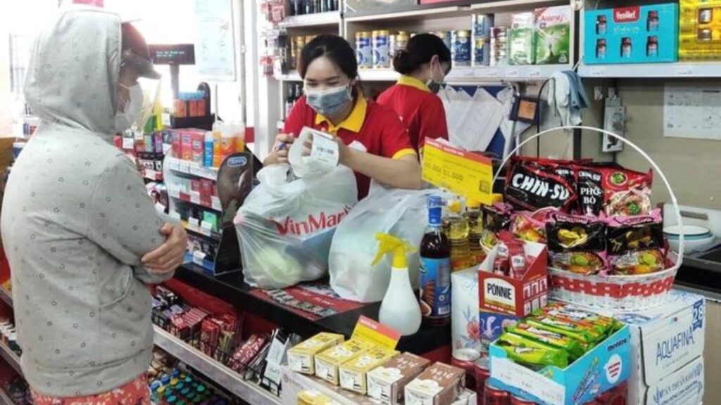 Hình: Các mặt hàng nhỏ tại quầy thu ngân
Nguồn: Internet