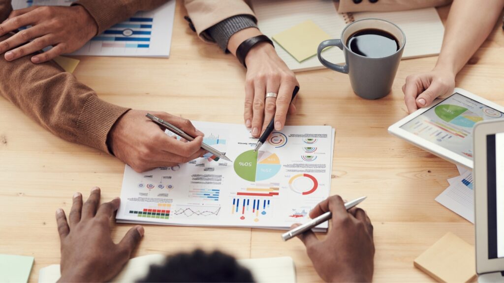 Hình: Chiến lược cho mỗi giai đoạn chu kỳ sống của sản phẩm
Nguồn: Internet
