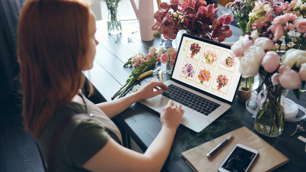 Hình: Kinh doanh cửa hàng hoa tươi
Nguồn: Internet