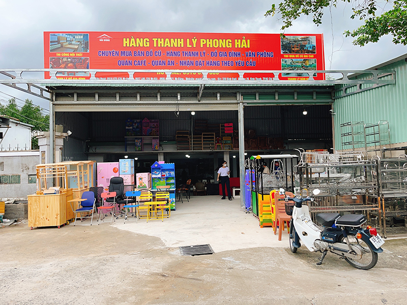 Bán lại cho đơn vị thu mua hàng thanh lý