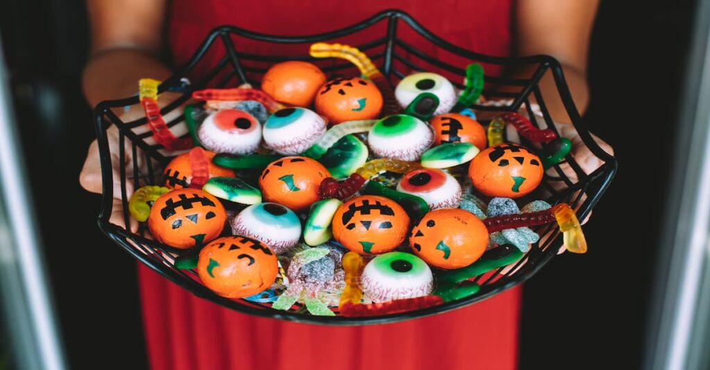 Hình: Dịch vụ gói quà Halloween
Nguồn: Internet