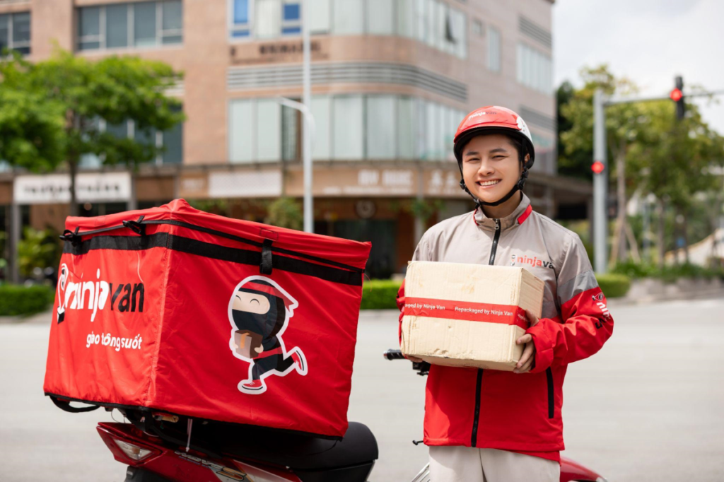Hình: Giao hàng nội địa chặng cuối tãi Ninjavan
Nguồn: Internet