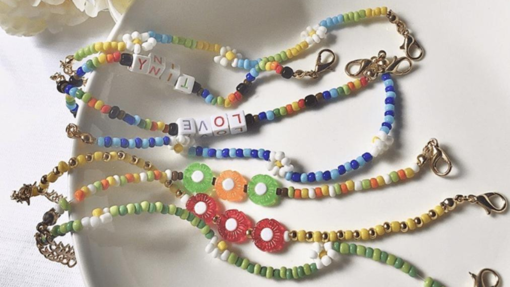 Hình: Kinh doanh sản phẩm handmade
Nguồn: Internet