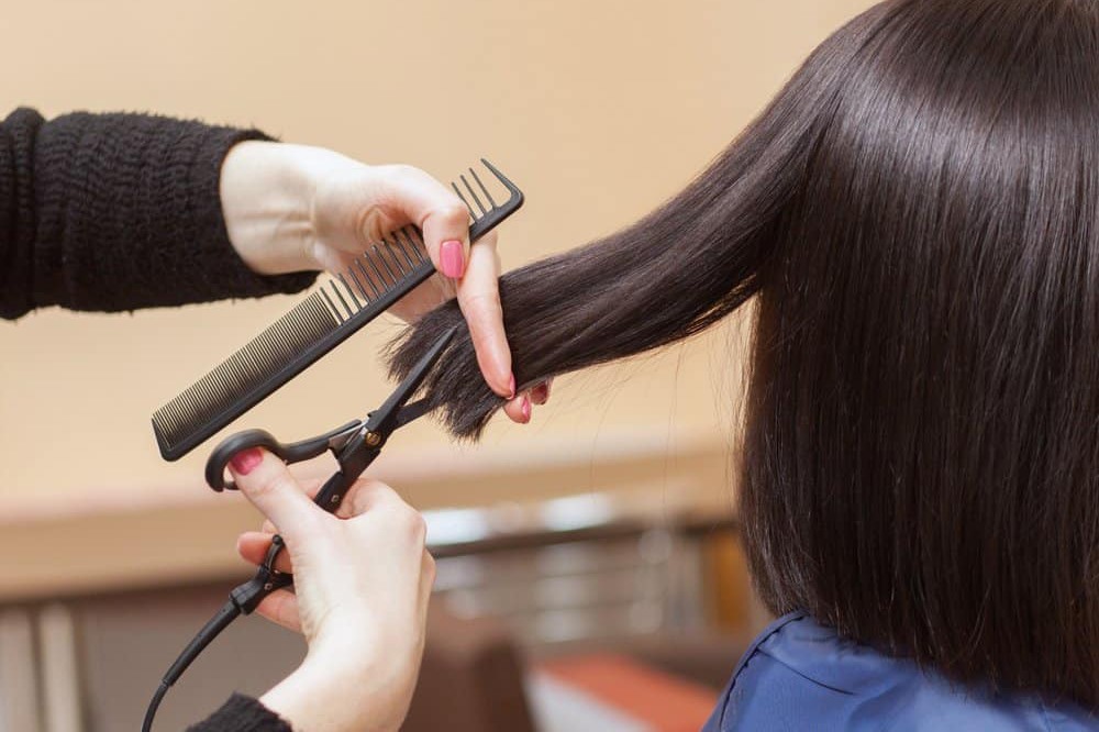 Hình: Điều cần làm trước tiên khi mở salon tóc
Nguồn: Internet