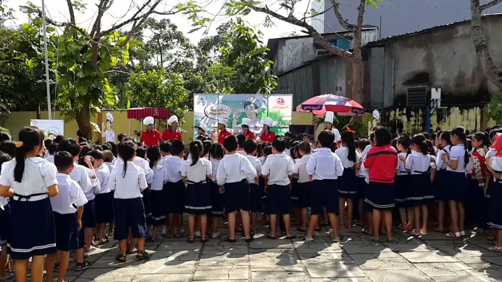 Sampling tại trường học, kí túc xá