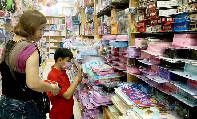 Hình: Mặt hàng văn phòng phẩm bán chạy
Nguồn: Internet