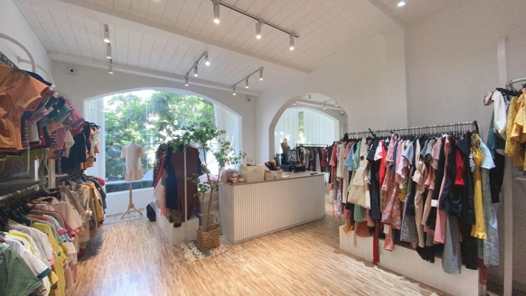 23 điều cần chuẩn bị để mở shop quần áo.
